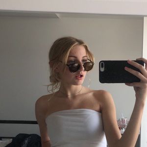 Meet your Posher, Vanessa